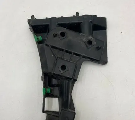 Volvo V60 Front bumper mounting bracket 31425463