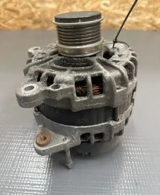 Volkswagen PASSAT CC Generator/alternator