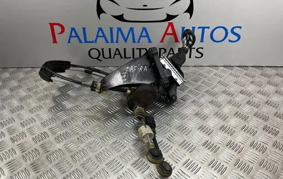 Opel Zafira C Gear shifter/selector 8126600010