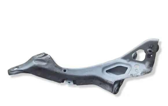 Audi A6 S6 C7 4G Fender mounting bracket 4G0821135A