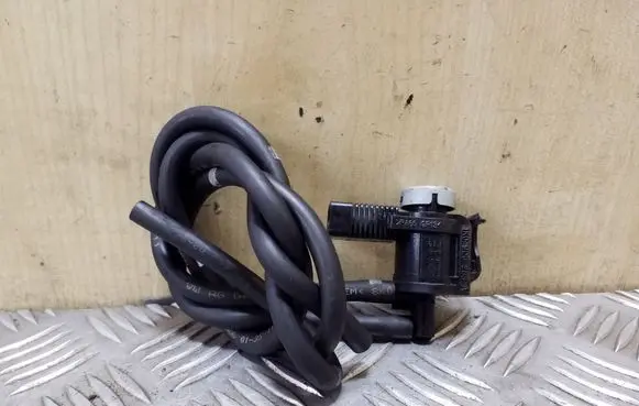 Audi Q5 SQ5 Turbo solenoid valve 1K0906283A