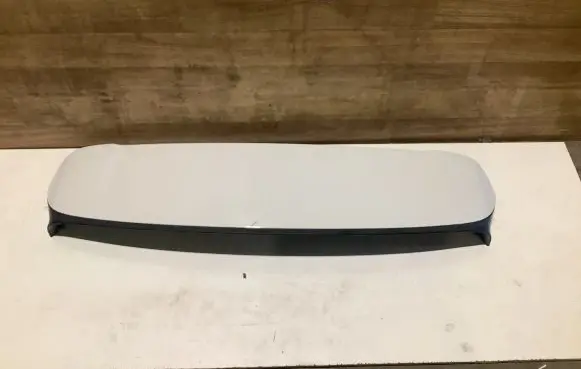 Tailgate/trunk spoiler