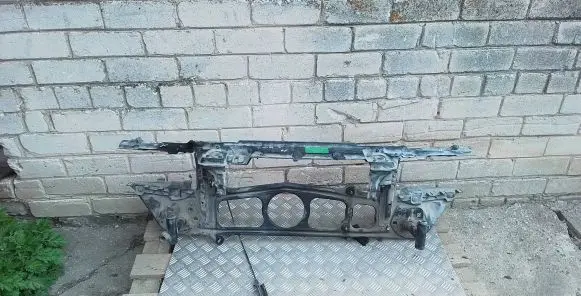 BMW 5 E39 Radiator support slam panel