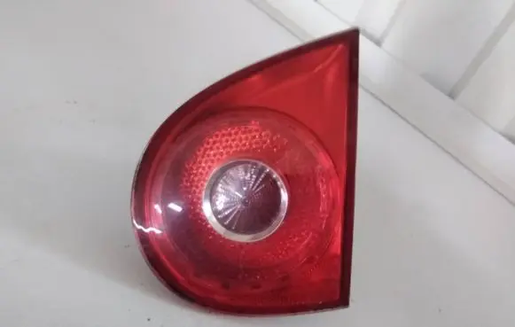 Volkswagen Golf V Tailgate rear/tail lights 1K6945094F 028500202B