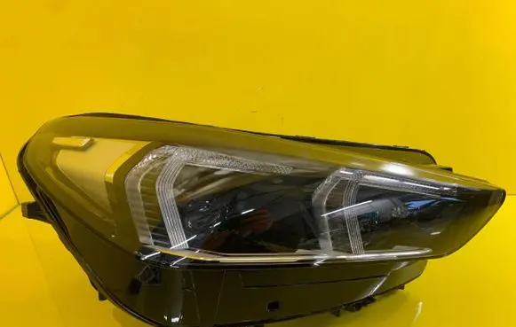 BMW X1 U11 Headlight/headlamp 5A5BD48-02