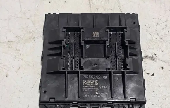 Volkswagen Transporter - Caravelle T6 Comfort/convenience module 7E0937090D 1800051045 A2C15538601