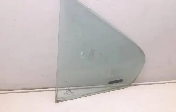 BMW 3 E36 Rear vent window glass 