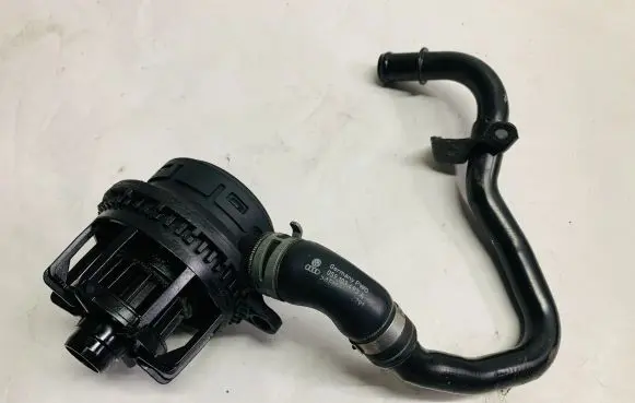 Audi Q5 SQ5 Turbo turbocharger oiling pipe/hose 059103493A 059103227M