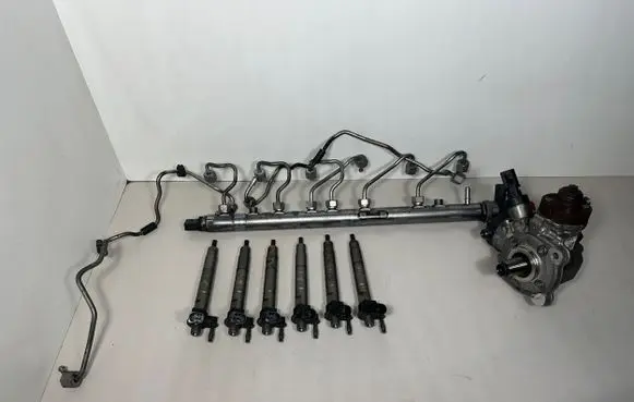 BMW 5 F10 F11 Fuel injection system set 7823470 151001 0445010638