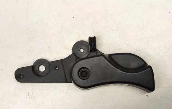 BMW 1 E81 E87 Engine bonnet (hood) release handle 9150273 107021
