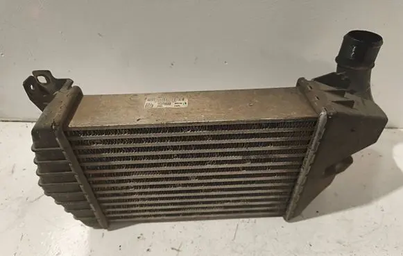 Opel Zafira B Intercooler radiator WTP8630 13213402 DWTP8630T32417A20