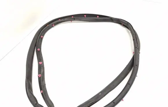 Ford Mondeo MK V Rubber seal front door (on door) 
