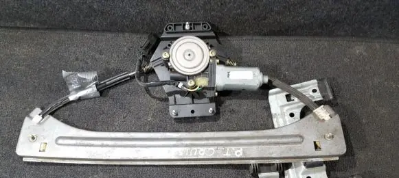Chrysler PT Cruiser Sliding door window regulator with motor 20092