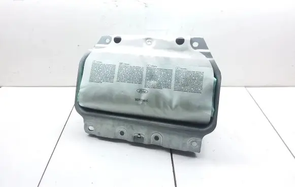 Passenger airbag