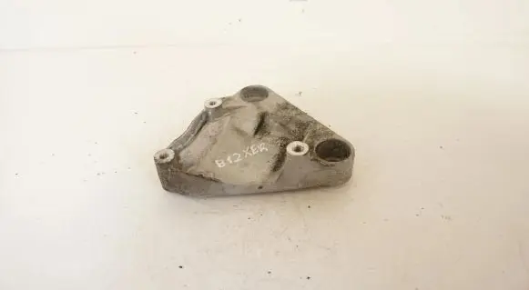 Opel Corsa E A/C compressor mount bracket 55577637
