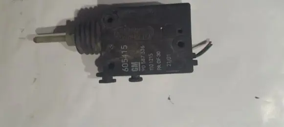 Opel Corsa C Central locking motor 605415 90587326