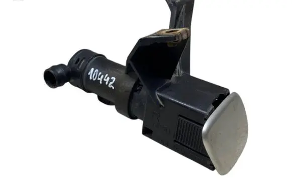 Lexus RX 330 - 350 - 400H Headlight washer spray nozzle 78251