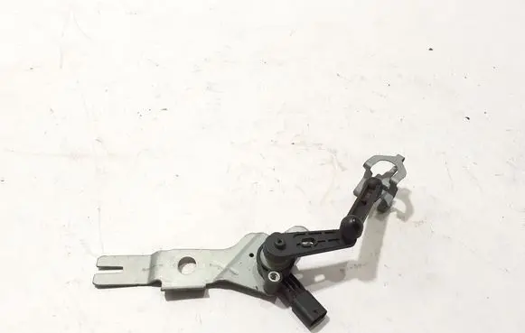 Mercedes-Benz GLC C254 Air suspension front height level sensor A2069057404