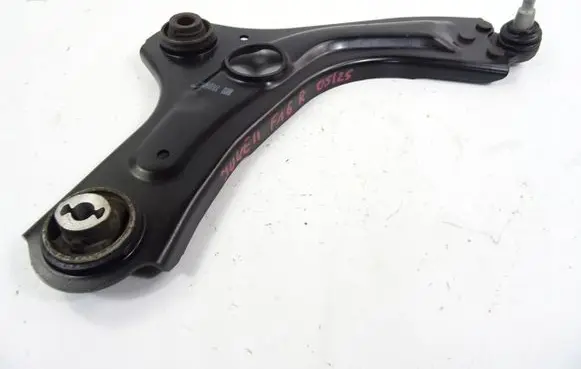 Nissan Juke II F16 Front control arm