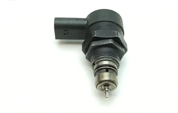 Mercedes-Benz E W211 Fuel pressure regulator A6110780449 0281002494