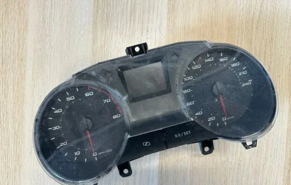 Seat Ibiza IV (6J,6P) Speedometer (instrument cluster) 6J0920802
