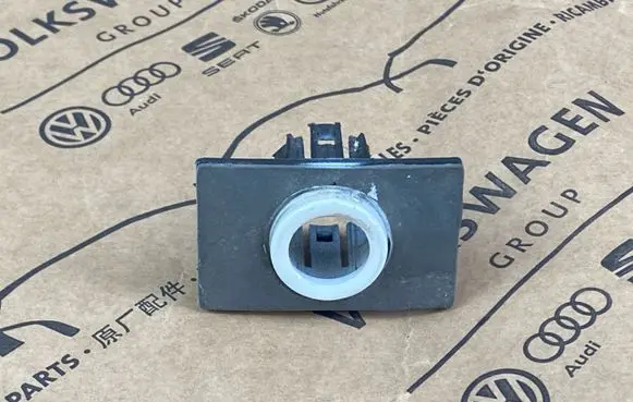 Volkswagen Scirocco Front parking sensor holder (PDC) 1K8919485