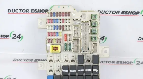 Mitsubishi Colt Fuse module 8565A174AD 02188H11 8565A174