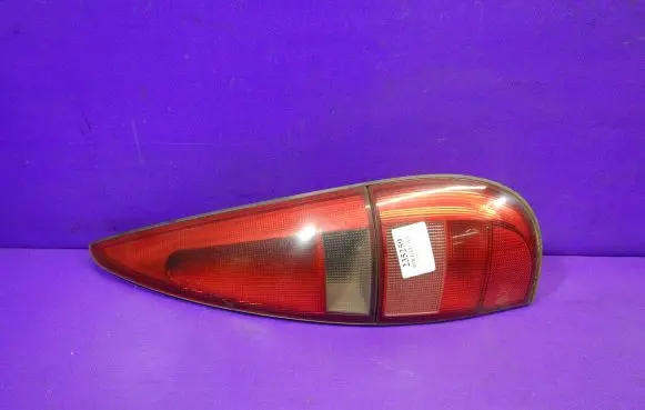 Renault Laguna I Rear/tail lights
