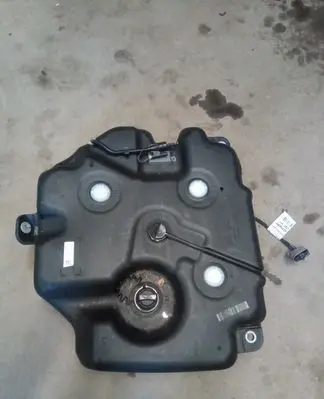 Mercedes-Benz E A207 AdBlue liquid reservoir 0444040005