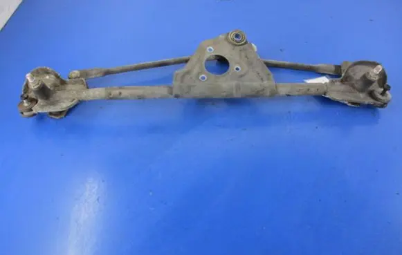 Suzuki Liana Front wiper linkage and motor