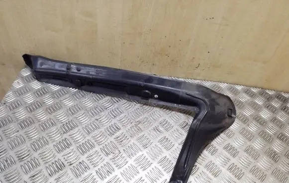 Fender end trim