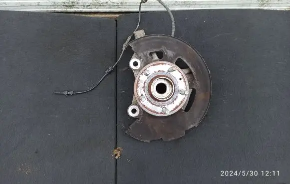 Opel Astra K Front wheel hub