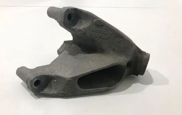 Audi Q5 SQ5 Engine mounting bracket 8K0199307