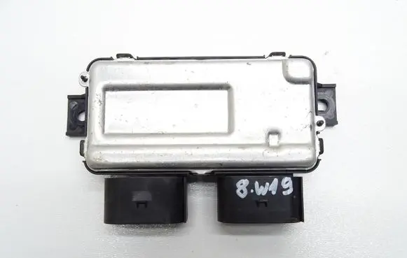 Mercedes-Benz A W177 Fuel pump relay A0009015303