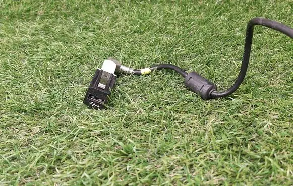 BMW 5 F10 F11 USB socket connector 9237656 8410923765601