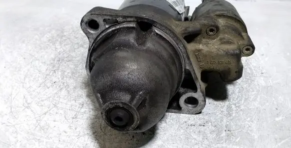 Audi A6 S6 C6 4F Starter motor 0001109258