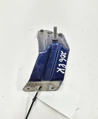 Seat Altea Fender mounting bracket 5P0821135