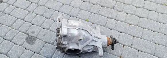 BMW 5 F10 F11 Rear differential 7573821