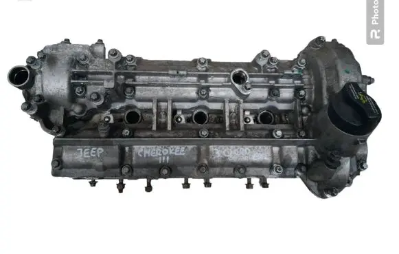Jeep Grand Cherokee (WK) Engine head A6420107420 A6420101130 R6420163601