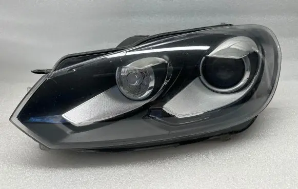 Volkswagen Golf VI Headlight/headlamp 5K1941751C 1ZS00990201