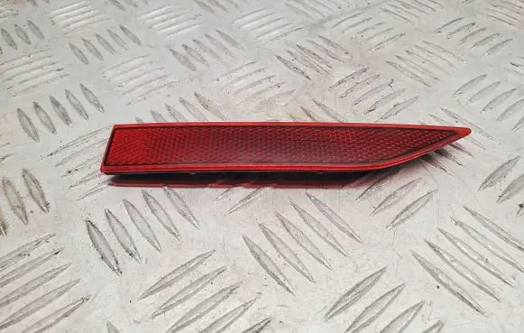 Audi A4 S4 B9 8W Rear tail light reflector 8W0945104A