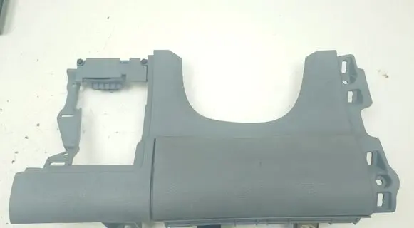 Knee airbag