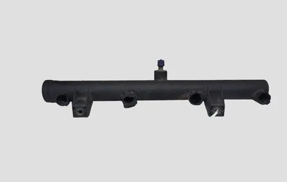 Citroen C5 Fuel main line pipe 9628084680