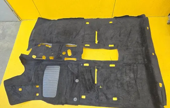 Peugeot 5008 Interior carpet 98420328ZD