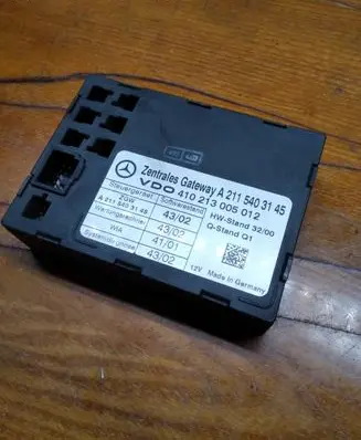 Mercedes-Benz E W211 Door central lock control unit/module A2115403145