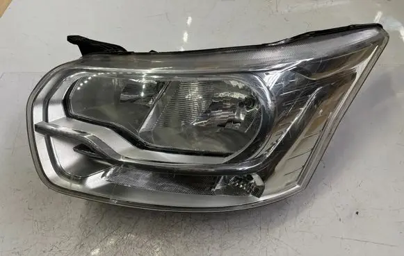 Ford Transit Headlight/headlamp BK3113W030AD