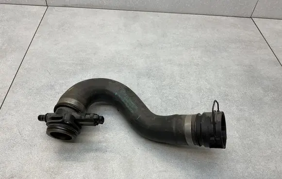 BMW X3M F97 Engine coolant pipe/hose 8054852