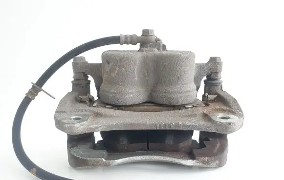Toyota RAV 4 (XA50) Front brake caliper 4539