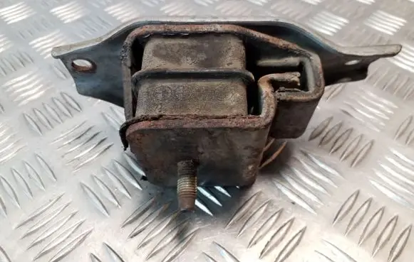 Subaru Legacy Engine mount bracket 41022FA000