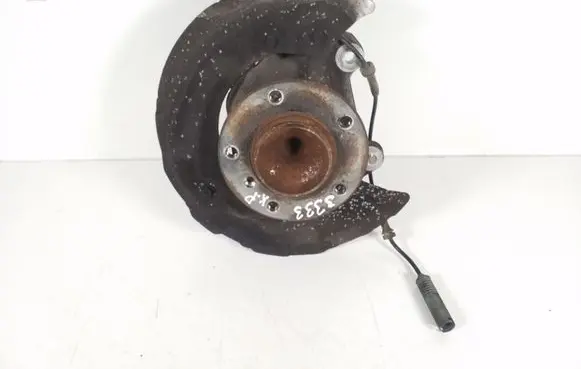 BMW 1 E82 E88 Front wheel hub 6764443